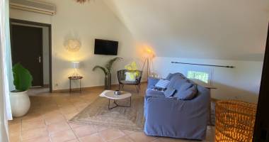 a louer tres bel appartement f3 meublÉ a st pierre centre