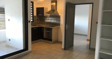 a louer appartement f2 proche clinique