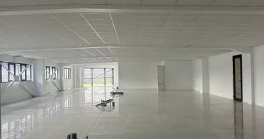 a louer  bureaux neufs  secteur dothemare