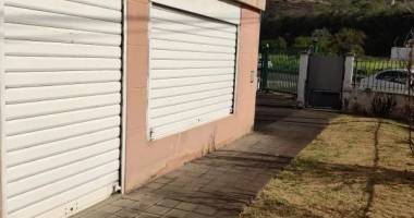local commercial ou professionnel - 47 m²
