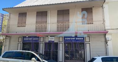 local commercial saint denis centre