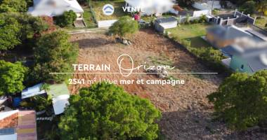 rare, beau terrain a batir a la pointe des chateaux