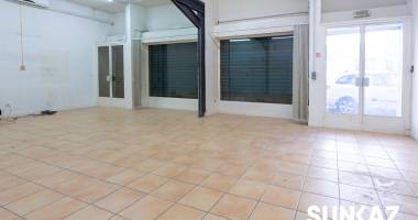 local commercial saint pierre centre 238 m2