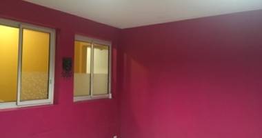 À moule, local commercial ou professionnel de 22 m2 en location 650 €  rue principale commercante