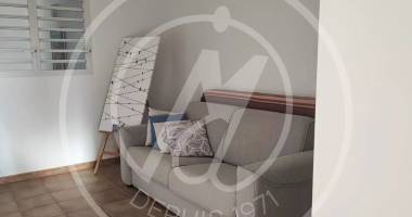 À vendre : appartement de  60 m²  à  petit bourg 197  000€