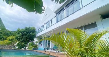 maison type 7 à vendre sur st denis 97400