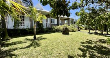 saint joseph 97480 - villa f5 de plain-pied - vaste jardin - proche centre et commoditÉs