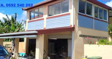 villa f5/f6 de 198 m2 avec piscine à st-joseph