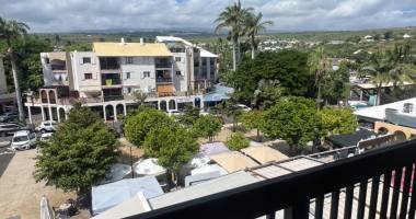 duplex en plein centre des roches noires