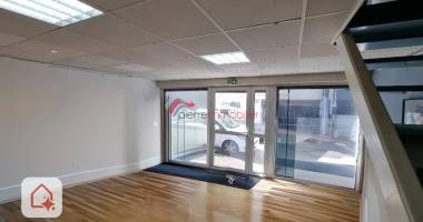 boutique en centre-ville 90 m2