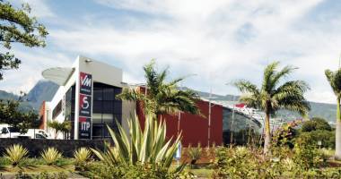 immeuble d'activitÉs za la mare - 2 741 m2