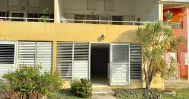moule : bel et spacieux  appartement avec jardin privatif  a vendre  proche des commodités,