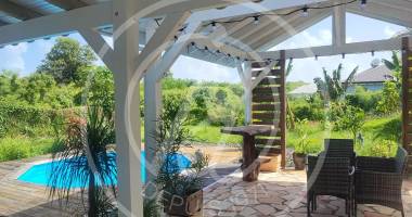 a louer 1300 € / mois magnifique t3 meublé a anse-bertrand