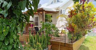 charmante villa 3 chambres avec jardin arboré de 757 m2 ravine des cabris