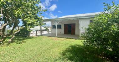 maison mitoyenne f4 avec jardin privatif à moudong, baie-mahault, guadeloupe
