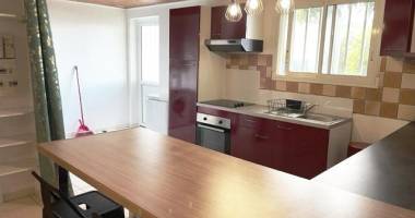 appt f3 rdc meublÉ longue duree - saint joseph