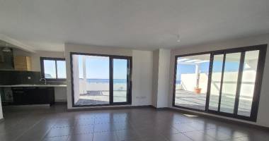 appartement t4 rampes st françois dernier étage