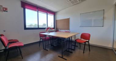locaux / bureaux 90 m2 en z.i.