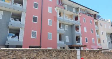 a vendre t2 - 4o étage - 49m2 - secteur tessan - ste clotilde