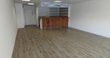 local professionnel a louer 50 m2  +st -pierre ville