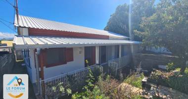 saint pierre 97410 - villa f4 spacieuse et confortable  - secteur recherche