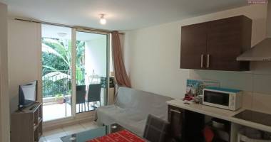 a vendre appartement t2 de 39m2 avec varangue et parking (investissement locatif)