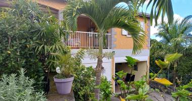 villa t4 entre deux
