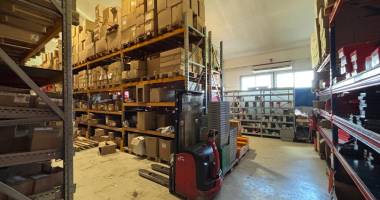 location - entrepots - divisible a partir de 85 m2