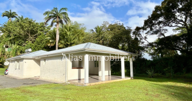 villa récente f4 à vendre   115 m2 sur terrain de 1 158 m2 au lamentin, guadeloupe