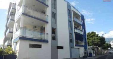 a vendre t3 à ste clotilde proche toutes commodités