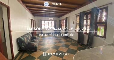 À vendre - maison t6 avec terrasse et jardin à basse-terre, quartier prefecture-carmel