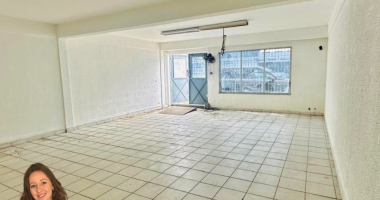 location local de 90m2 à jarry