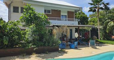 maison 7 pièces 200 m2 avec 5 chambres et piscine