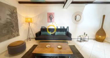 appartement t2 en duplex meublé   trois mares