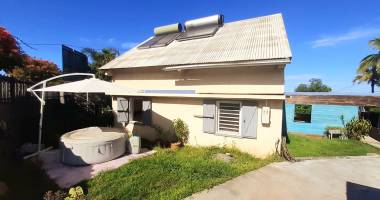 villa 5 pièces de 96 m2 hab + dépendance 3 pièces