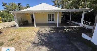 saint joseph 97480 - villa type creole - À rafraÎchir - environnement paisible
