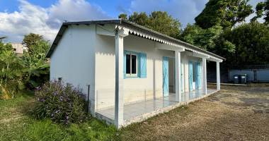 exclusivite- la bretagne-petite maison avec vue mer