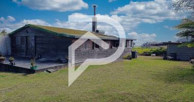 maison à rénover avec 860 m2 terrain