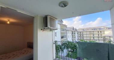 spécial investisseur ! a vendre appartement t2 de 39m2 avec varangue et parking