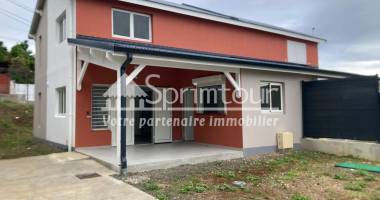 À louer   t4 duplex avec jardin privatif et terrasse  trois-rivières