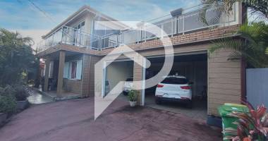 villa f 7  avec 780 m2 terrain
