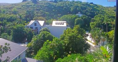 a vendre appartement f4 neuf- a 2 mn de la plage- centre ville de saint-leu