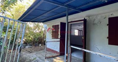 maison À rÉnover sur le tampon trois mares 97430