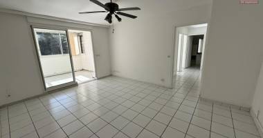 bel appartement t3 entièrement rénové et climatisé de 78 m2 dans la résidence sécurisée les terrasses de bergame.