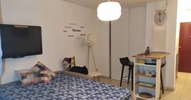 studio meublé - bas de la rivière saint-denis