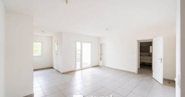 appartement t4 secteur bdn ste clotilde à proximité du collège