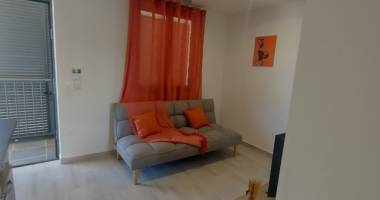 appartement f2 meublé en rez de jardin