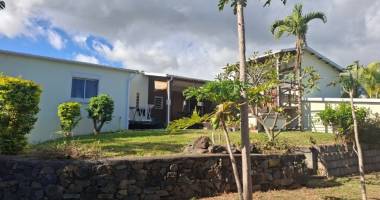 belle villa f4/5 dans grand jardin arboré