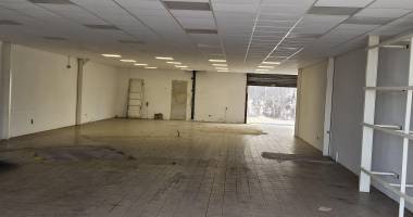 local commercial centre ville  st-andre, ile de la reunion 