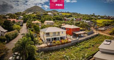 exclusivité prmi / maison contemporaine / saint-pierre (mont vert les bas)